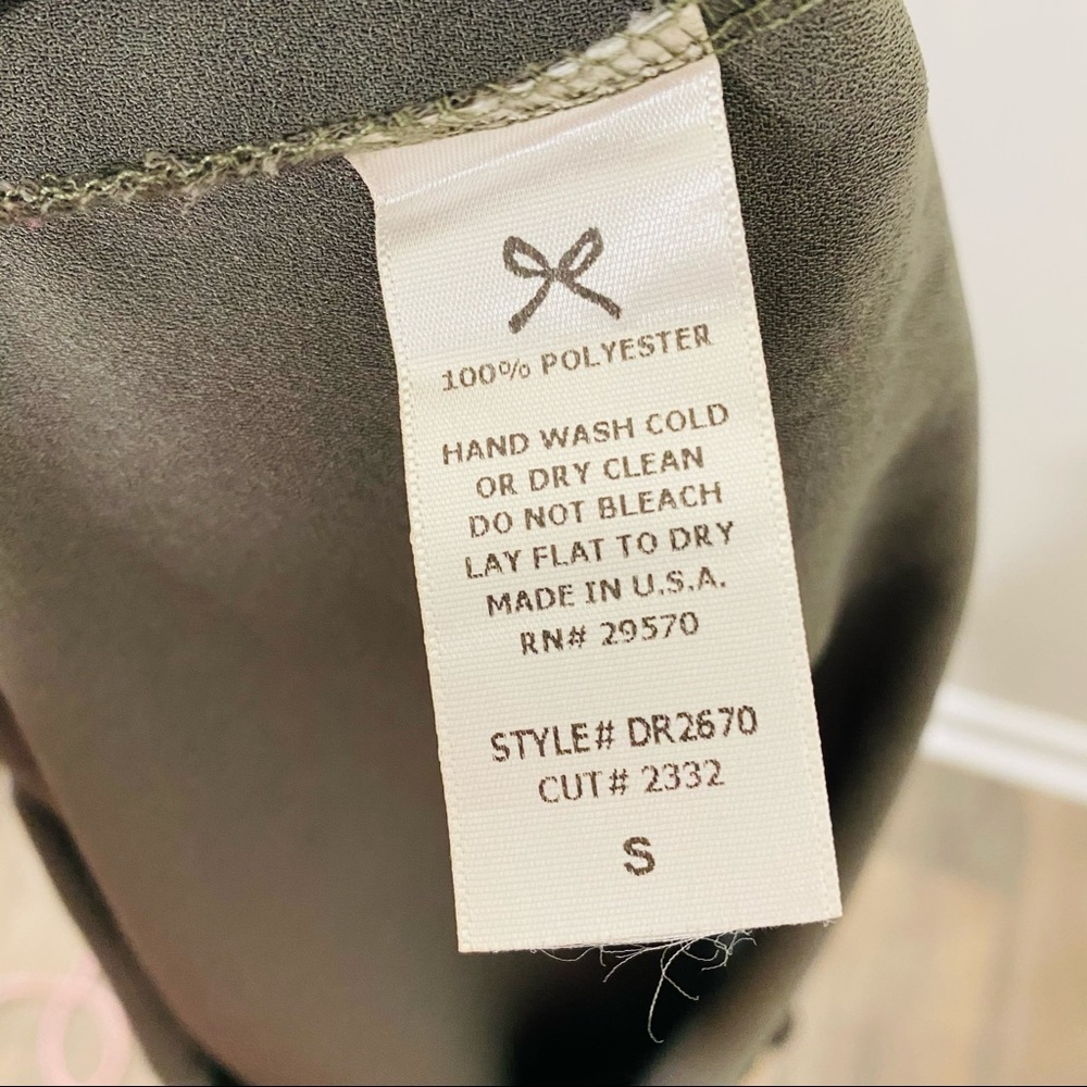 EVERLY Green Embroidered 3/4 Sleeve Womens Size Small Dress - Picture 7 of 8